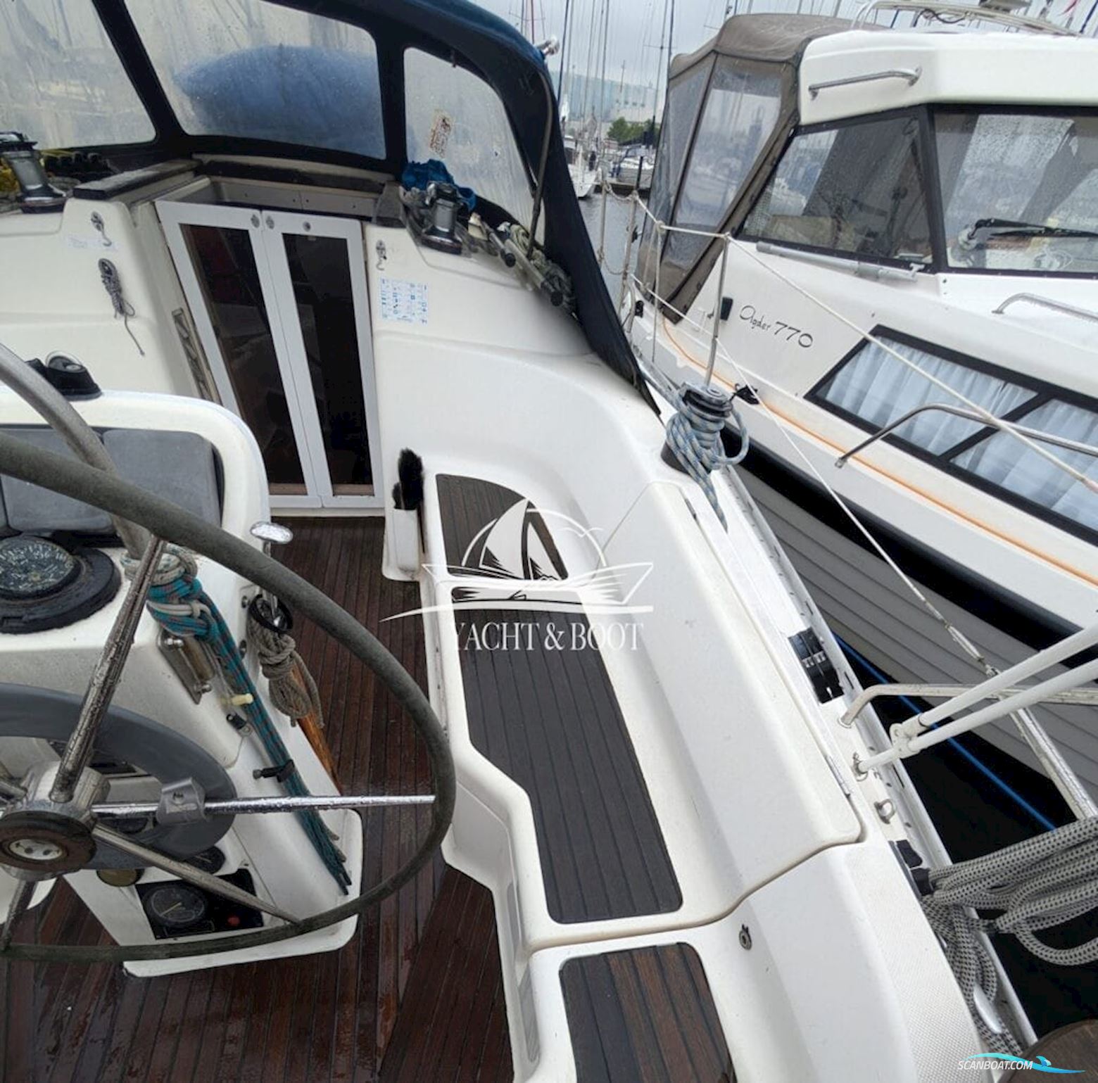 Bavaria 32 Holiday