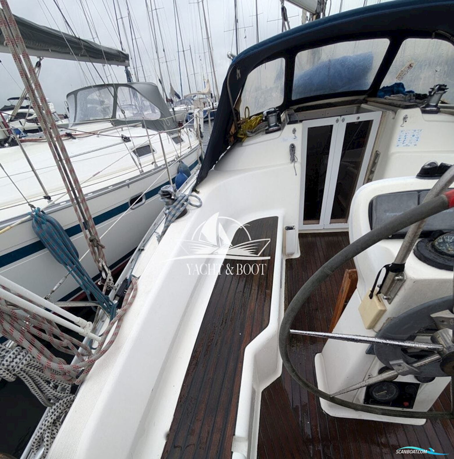 Bavaria 32 Holiday