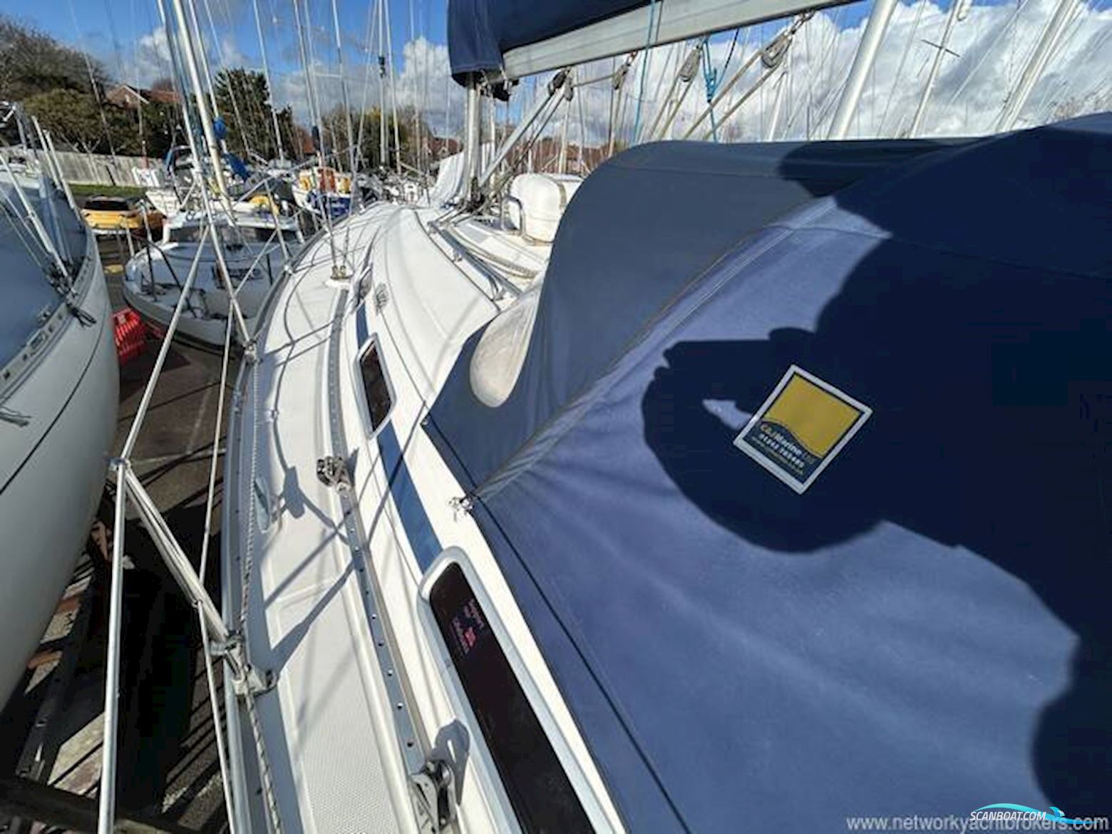 Bavaria 32