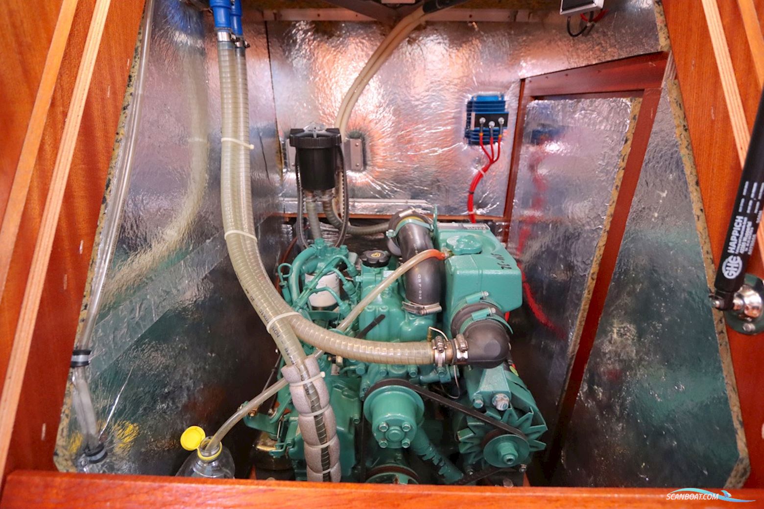 Bavaria 32