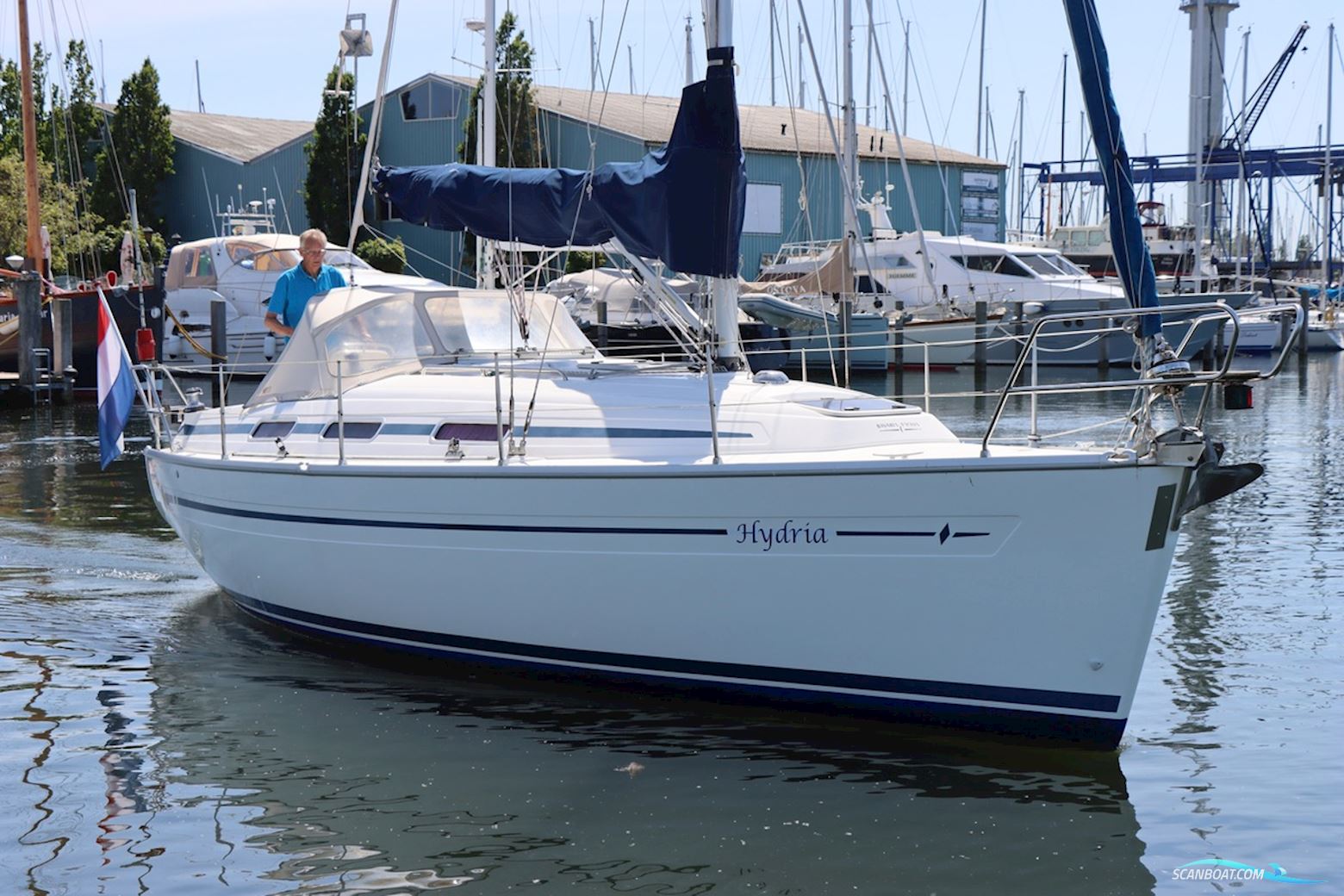 Bavaria 32