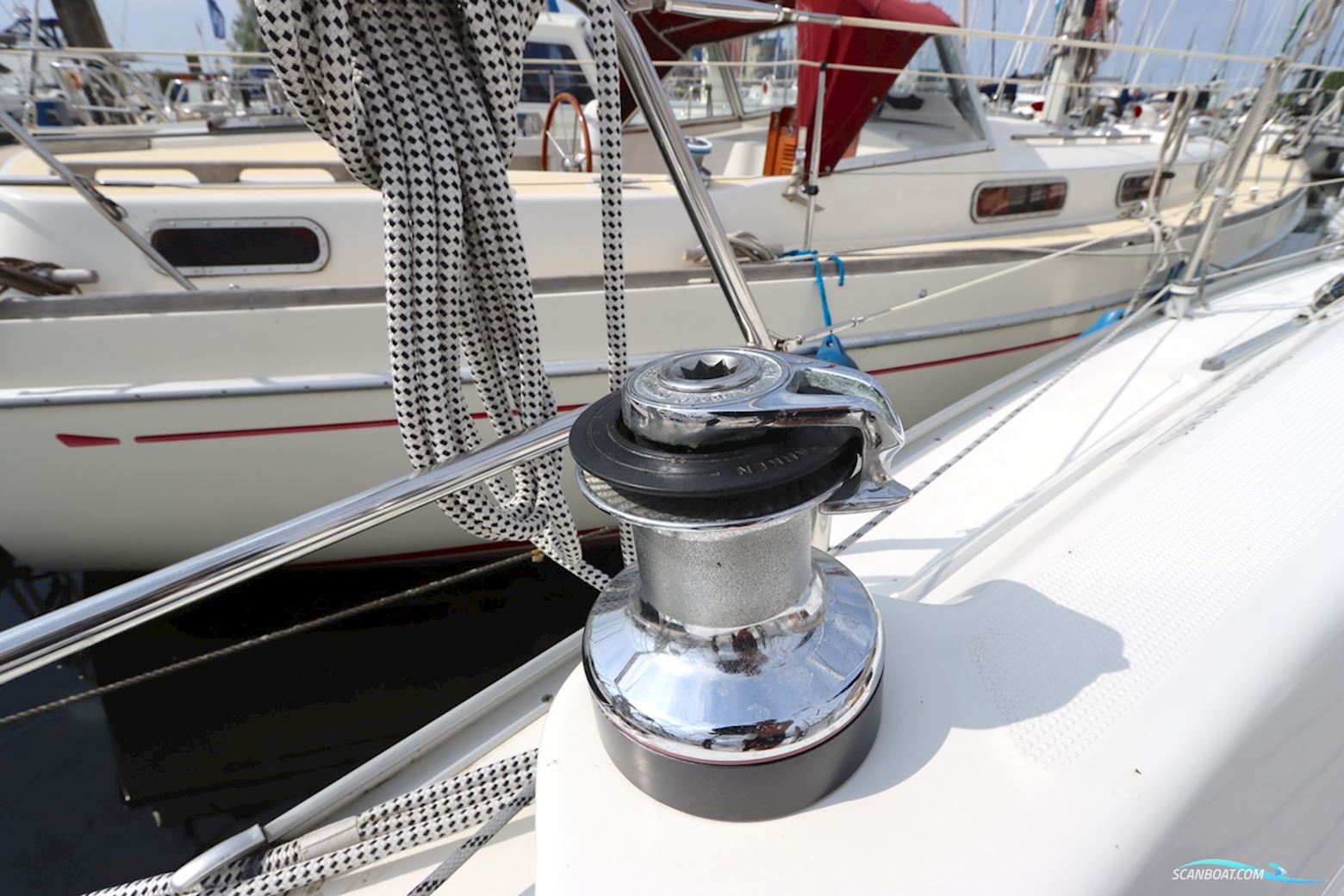Bavaria 32