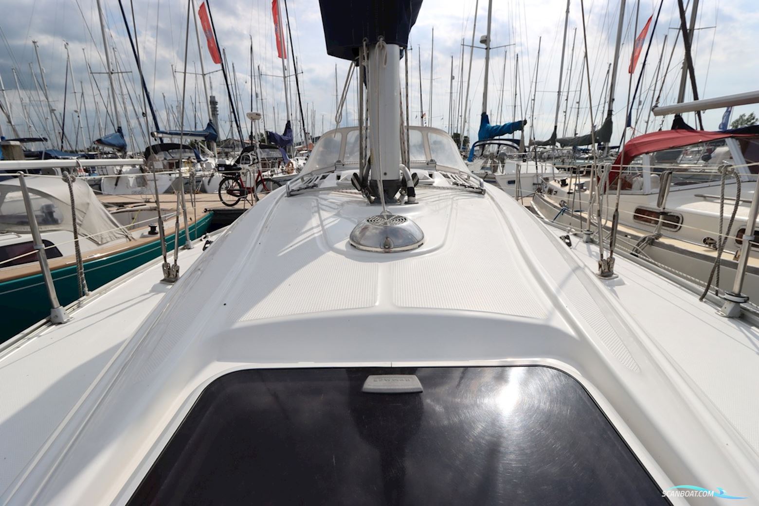 Bavaria 32