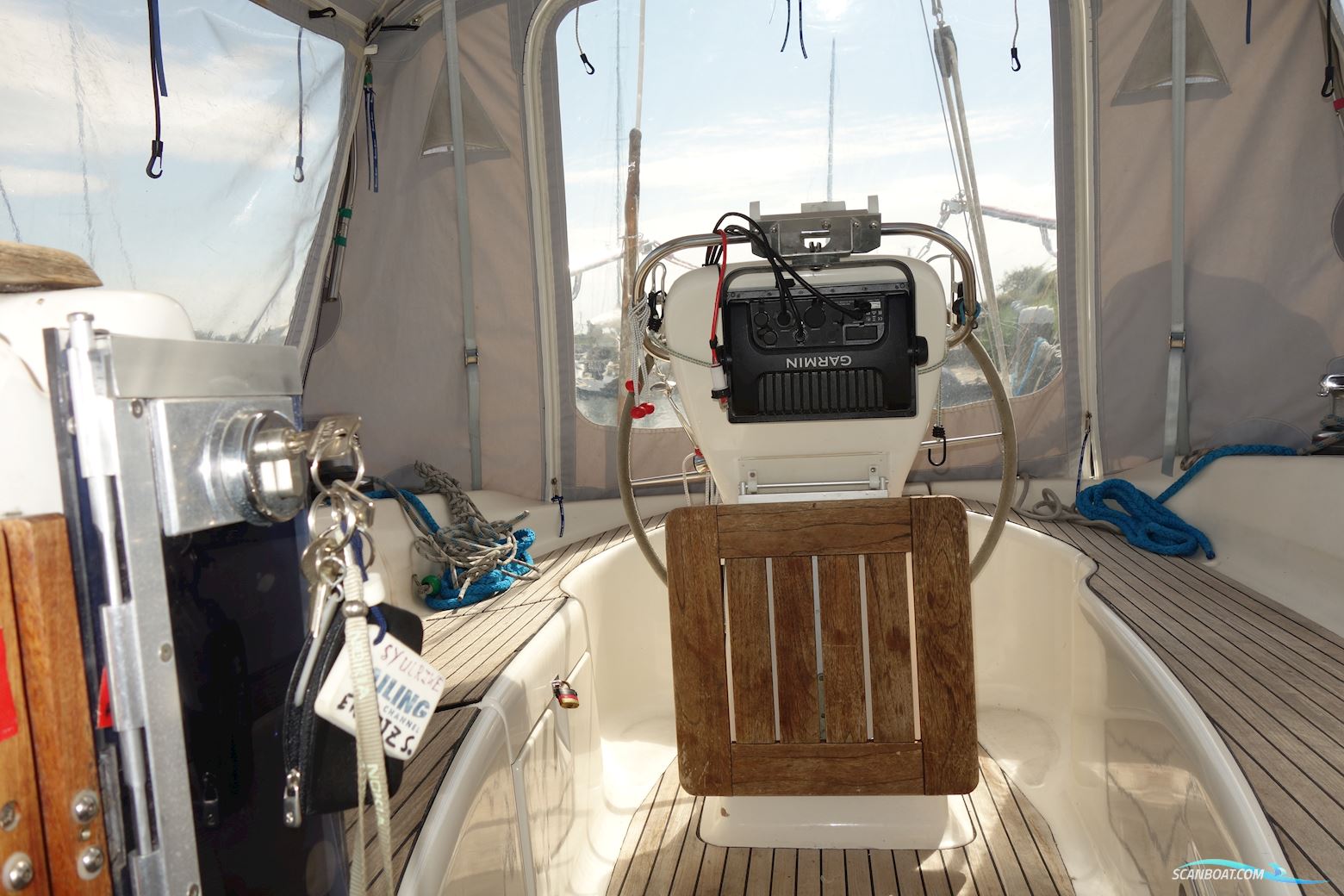 Bavaria 32