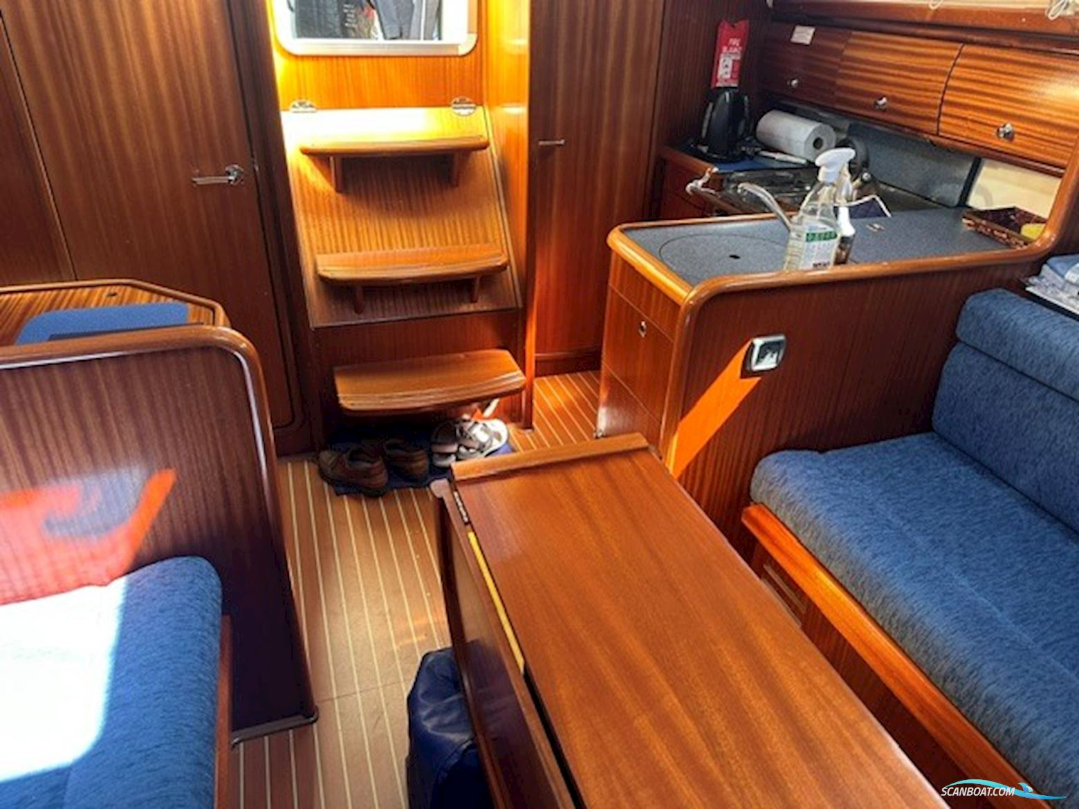 Bavaria 32