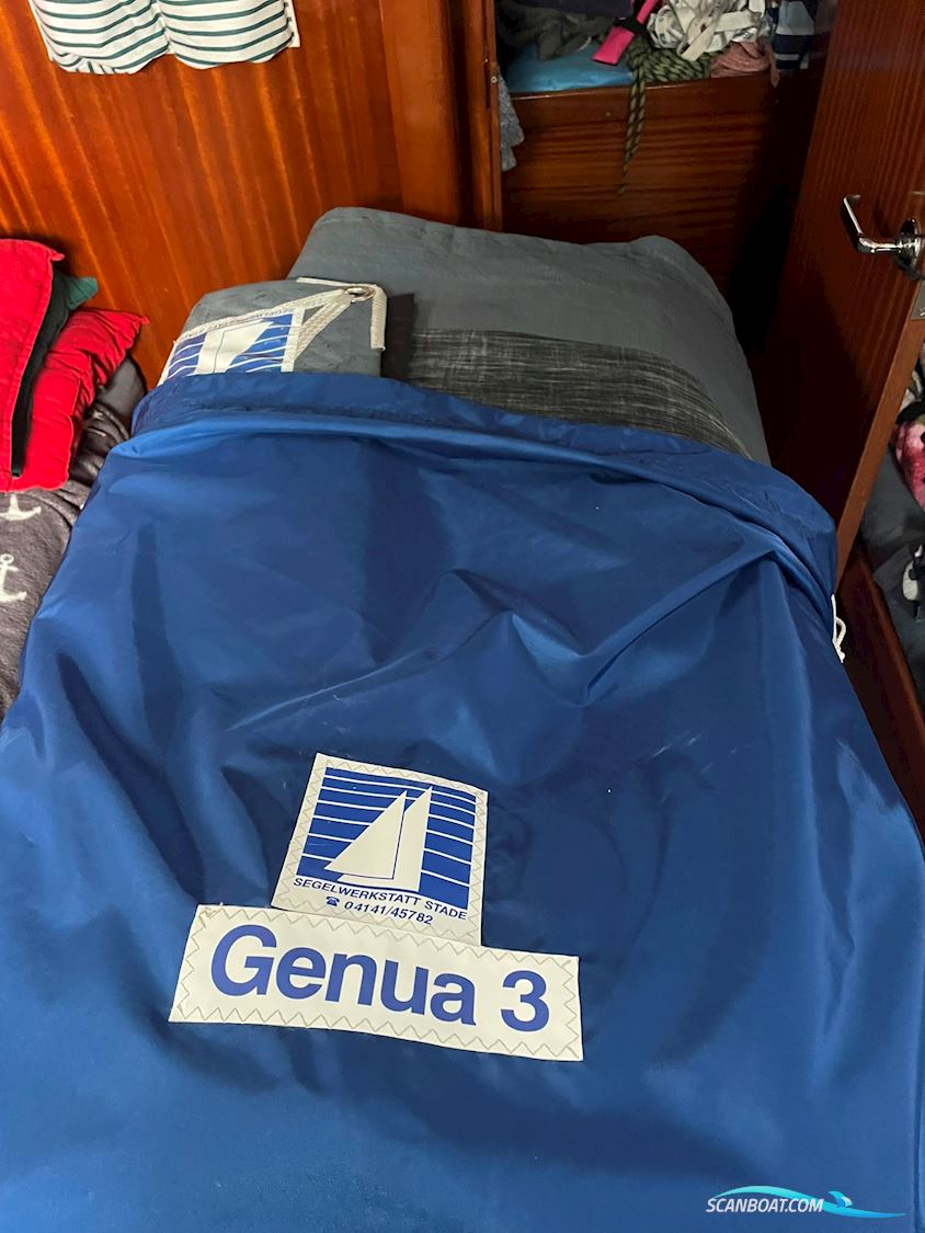 Bavaria 32