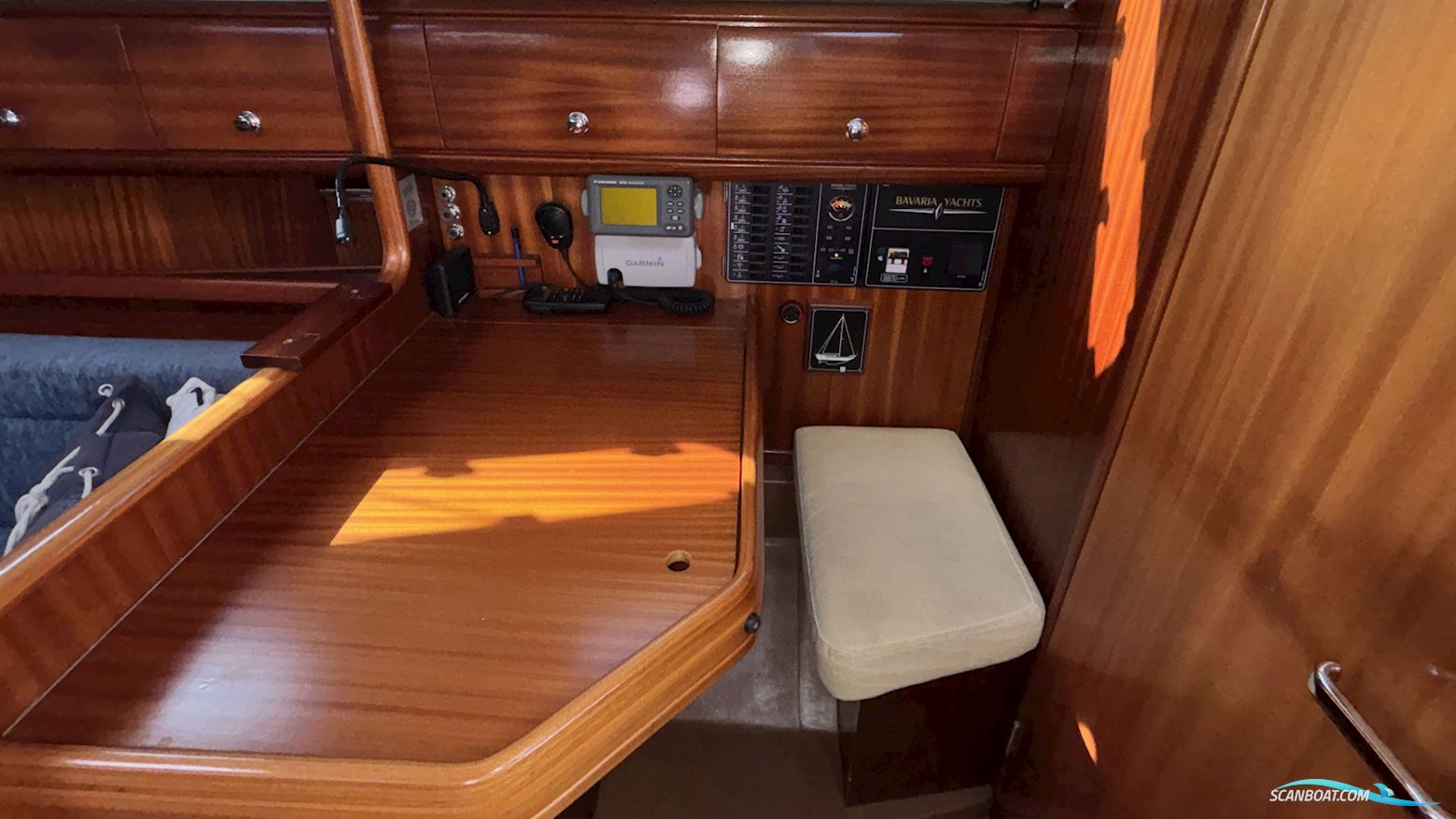 Bavaria 32