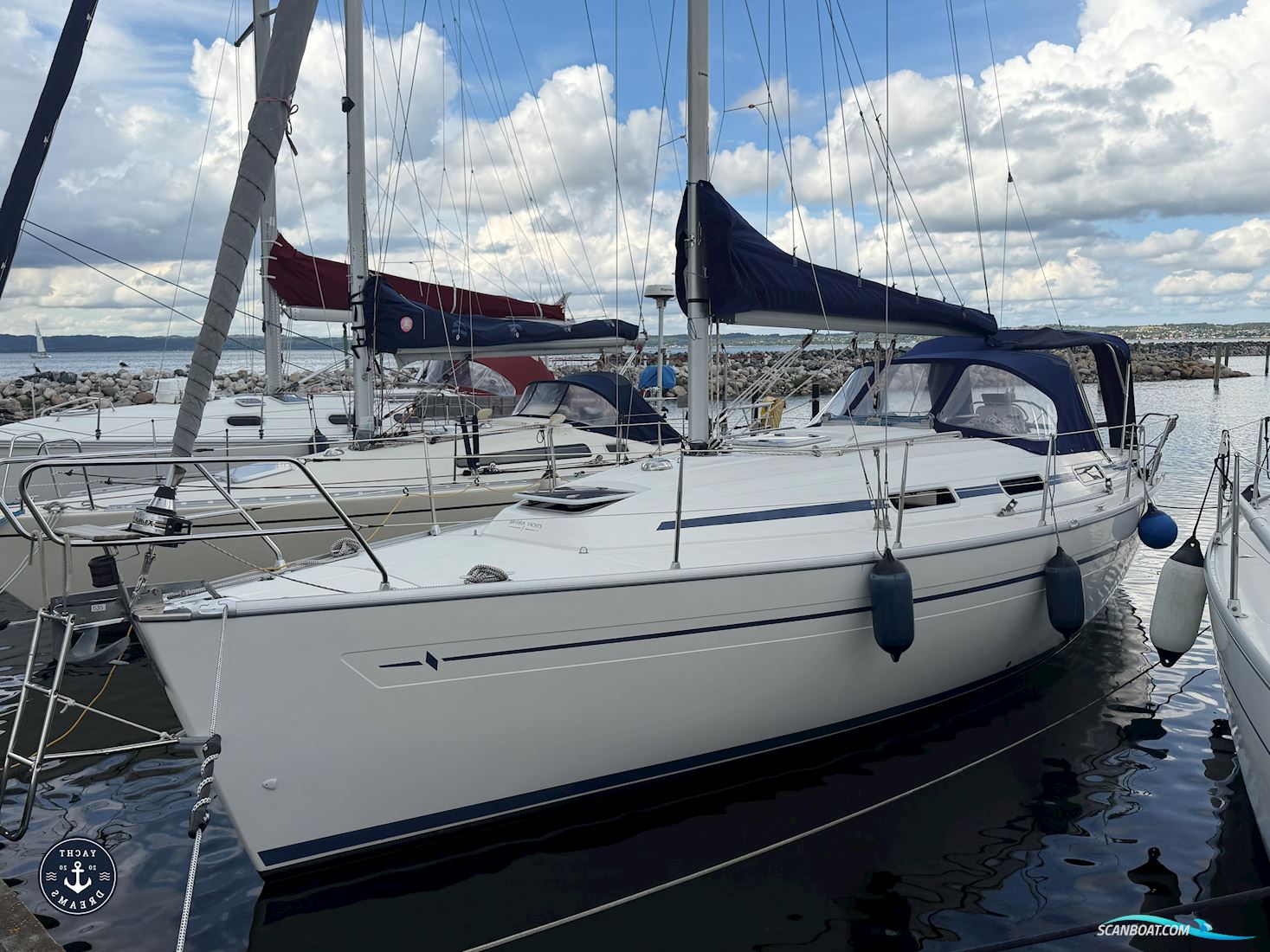 Bavaria 32 Sailingboat 2002, with Volvo Penta MD2020 engine, Denmark