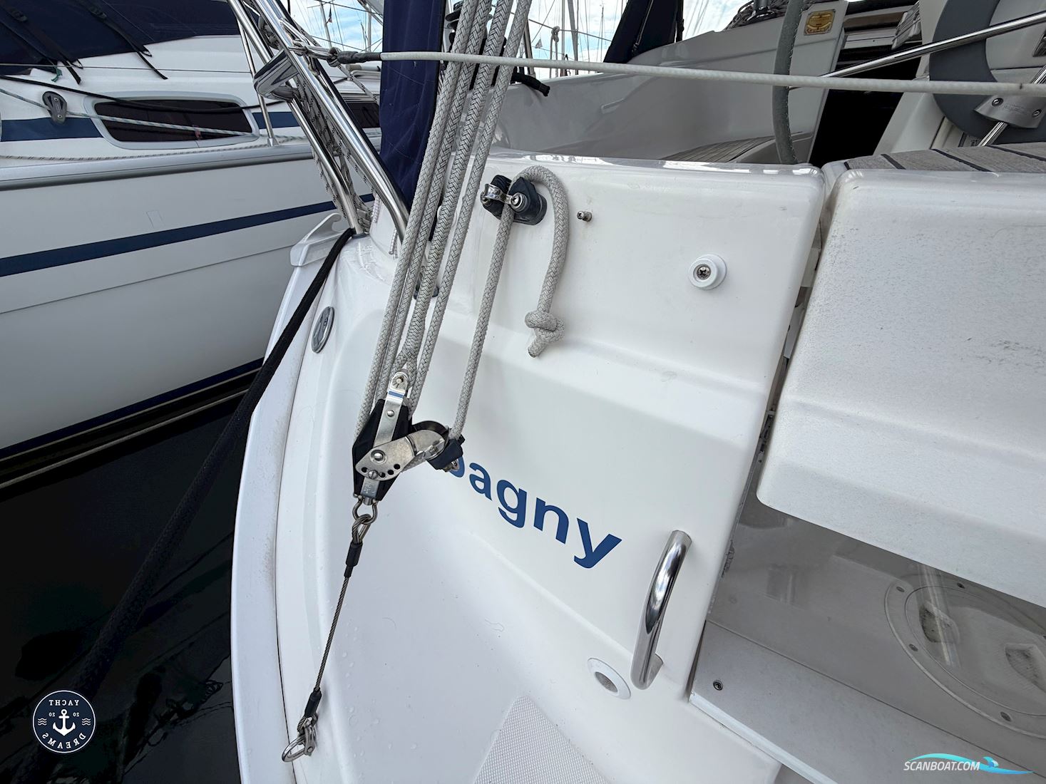 Bavaria 32