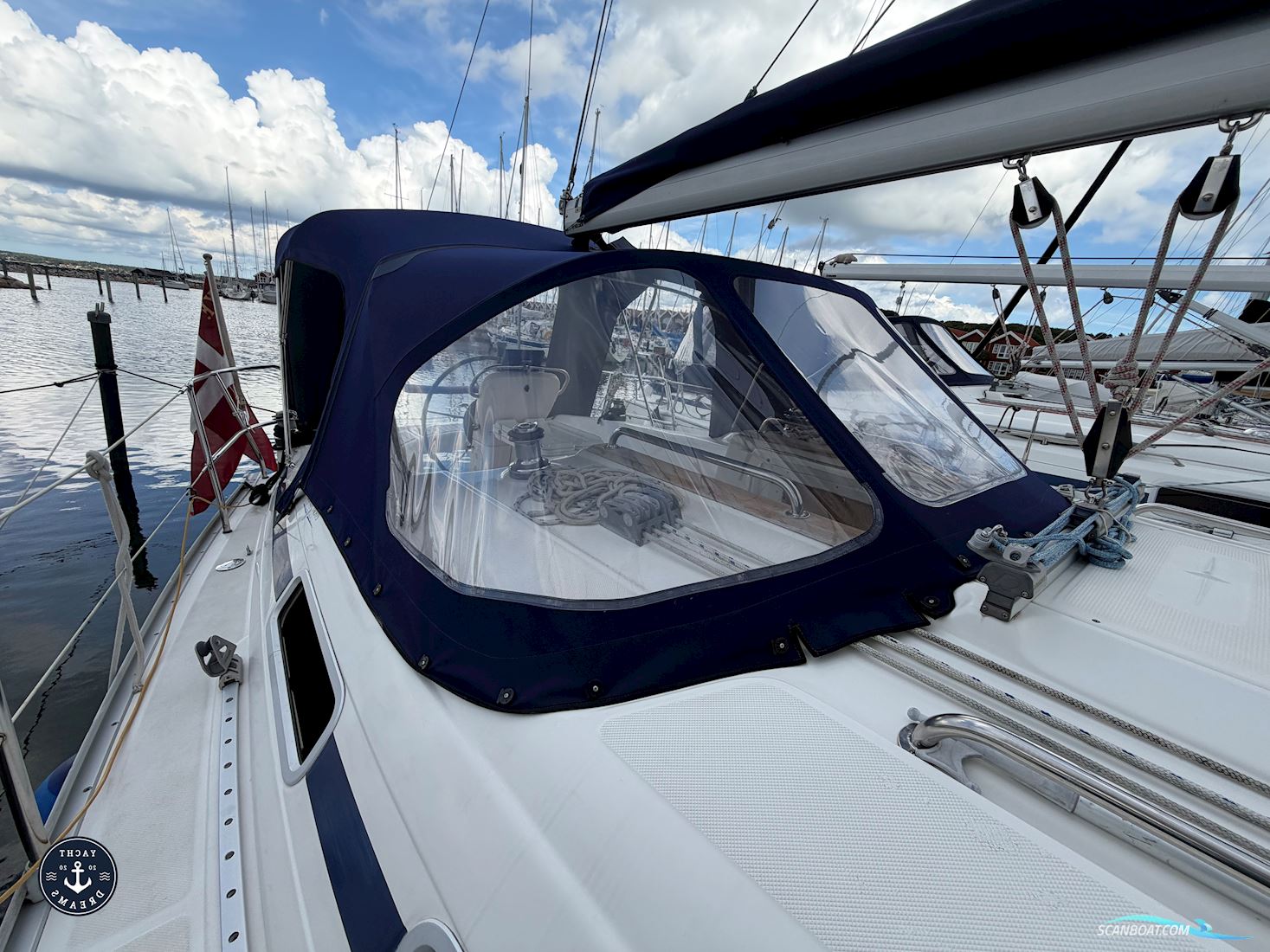 Bavaria 32