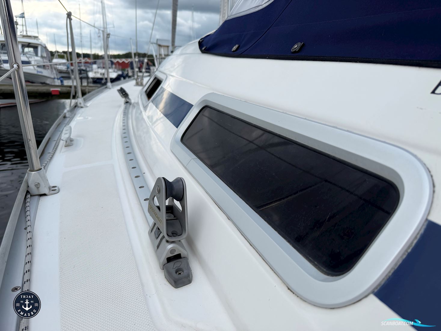 Bavaria 32