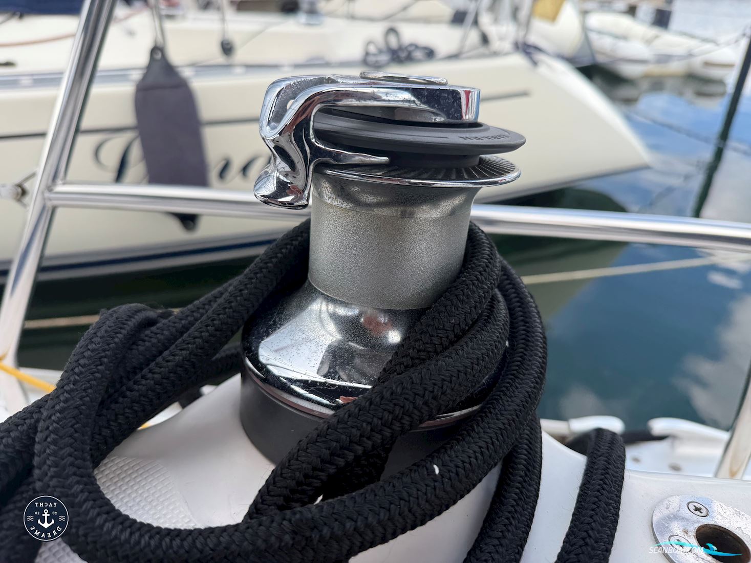 Bavaria 32
