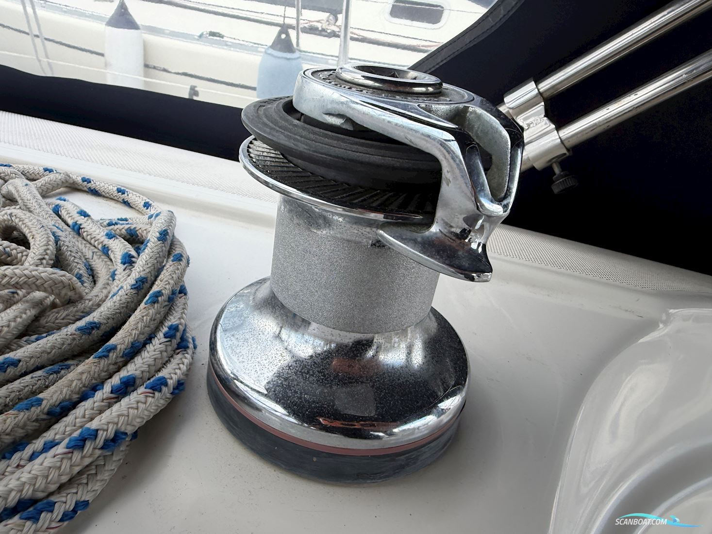 Bavaria 32
