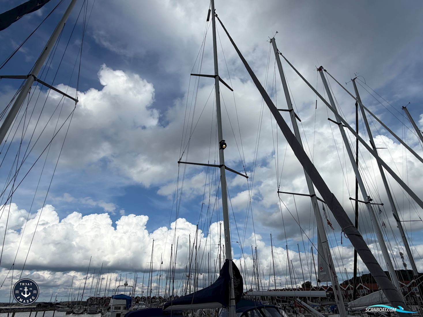 Bavaria 32