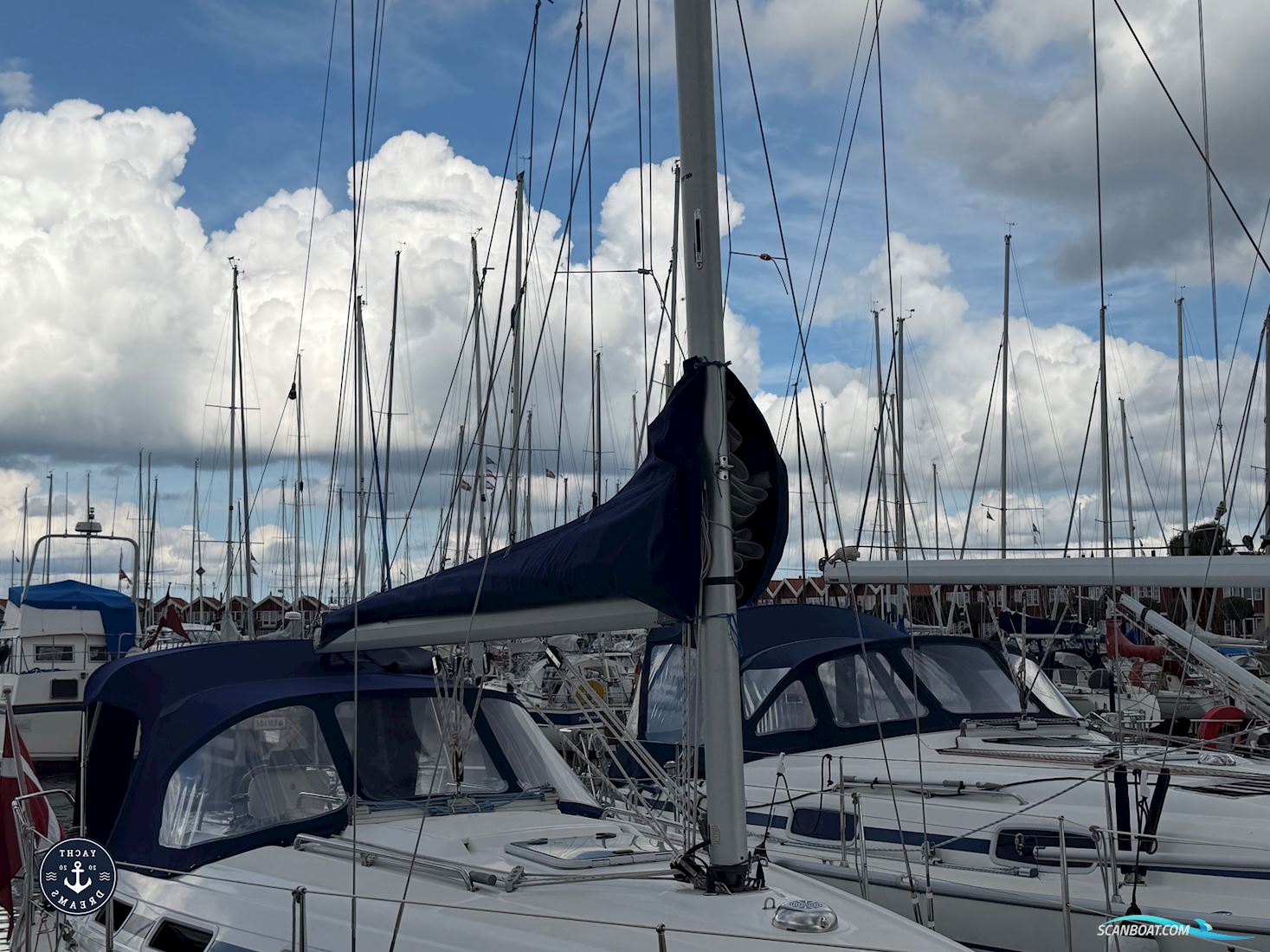 Bavaria 32