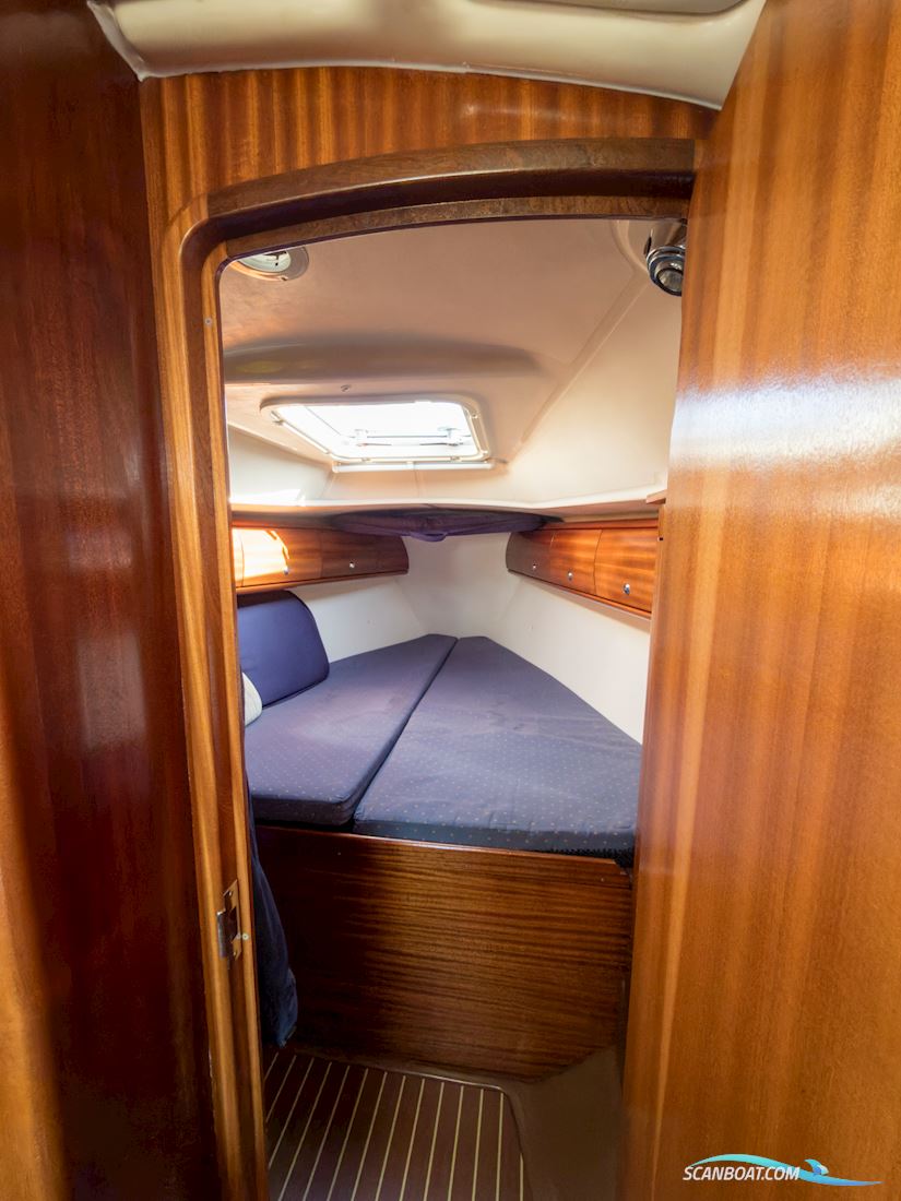 Bavaria 32