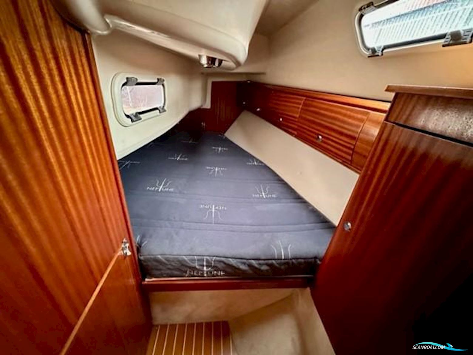Bavaria 32