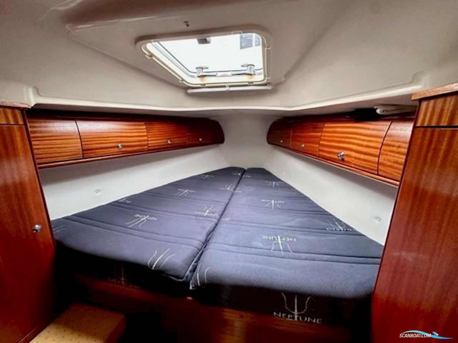 Bavaria 32