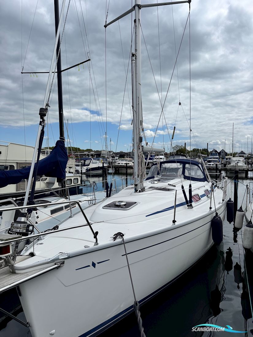 Bavaria 33 Cruiser Sailingboat 2007, with Volvo Penta D1-30 engine, Denmark