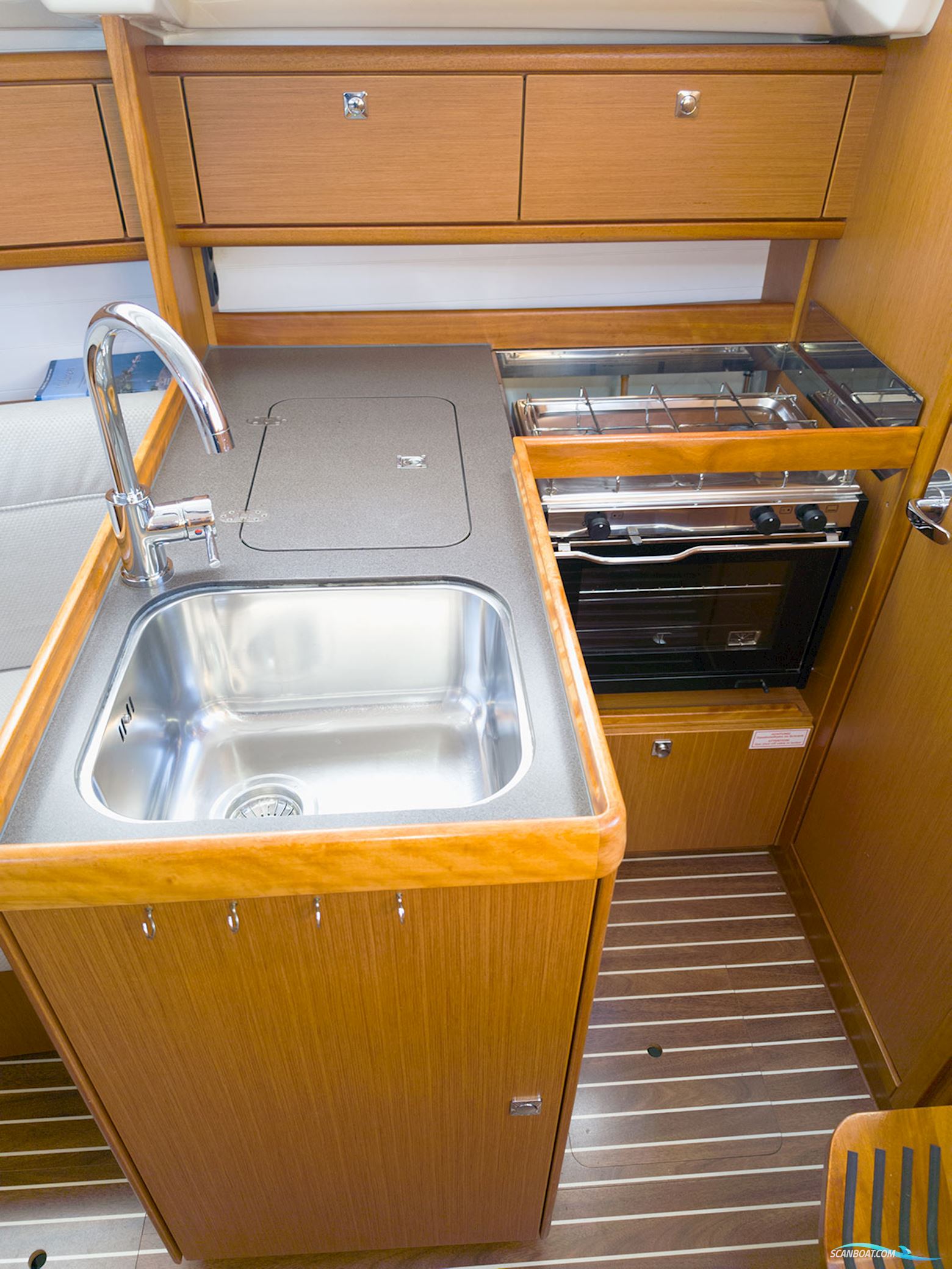 Bavaria 33 Cruiser