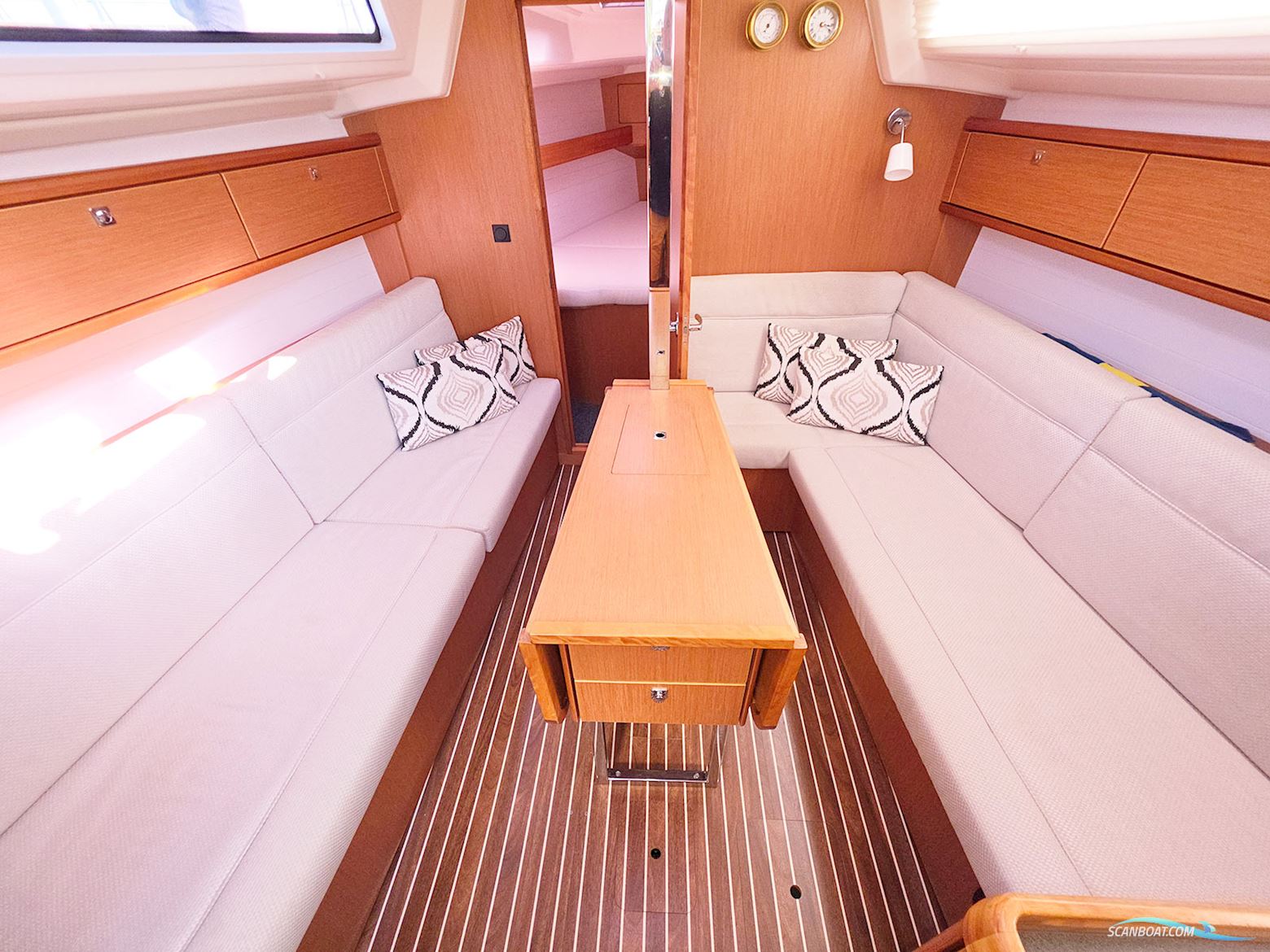 Bavaria 33 Cruiser