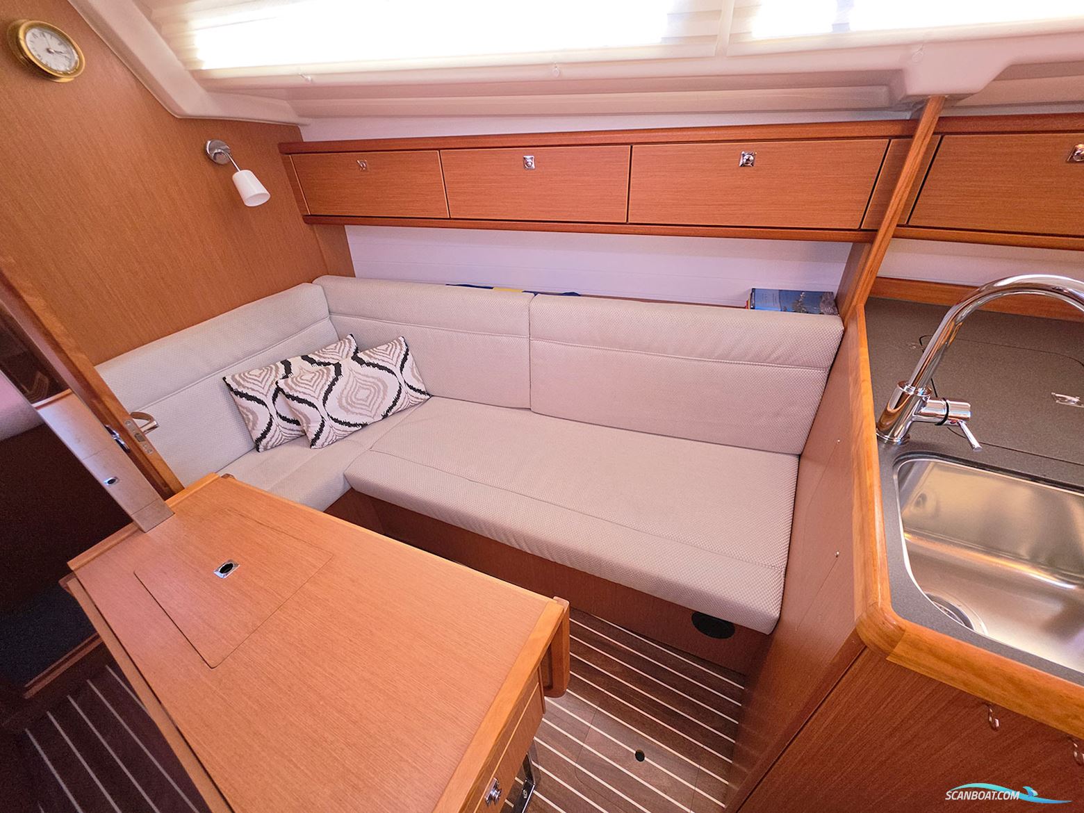 Bavaria 33 Cruiser