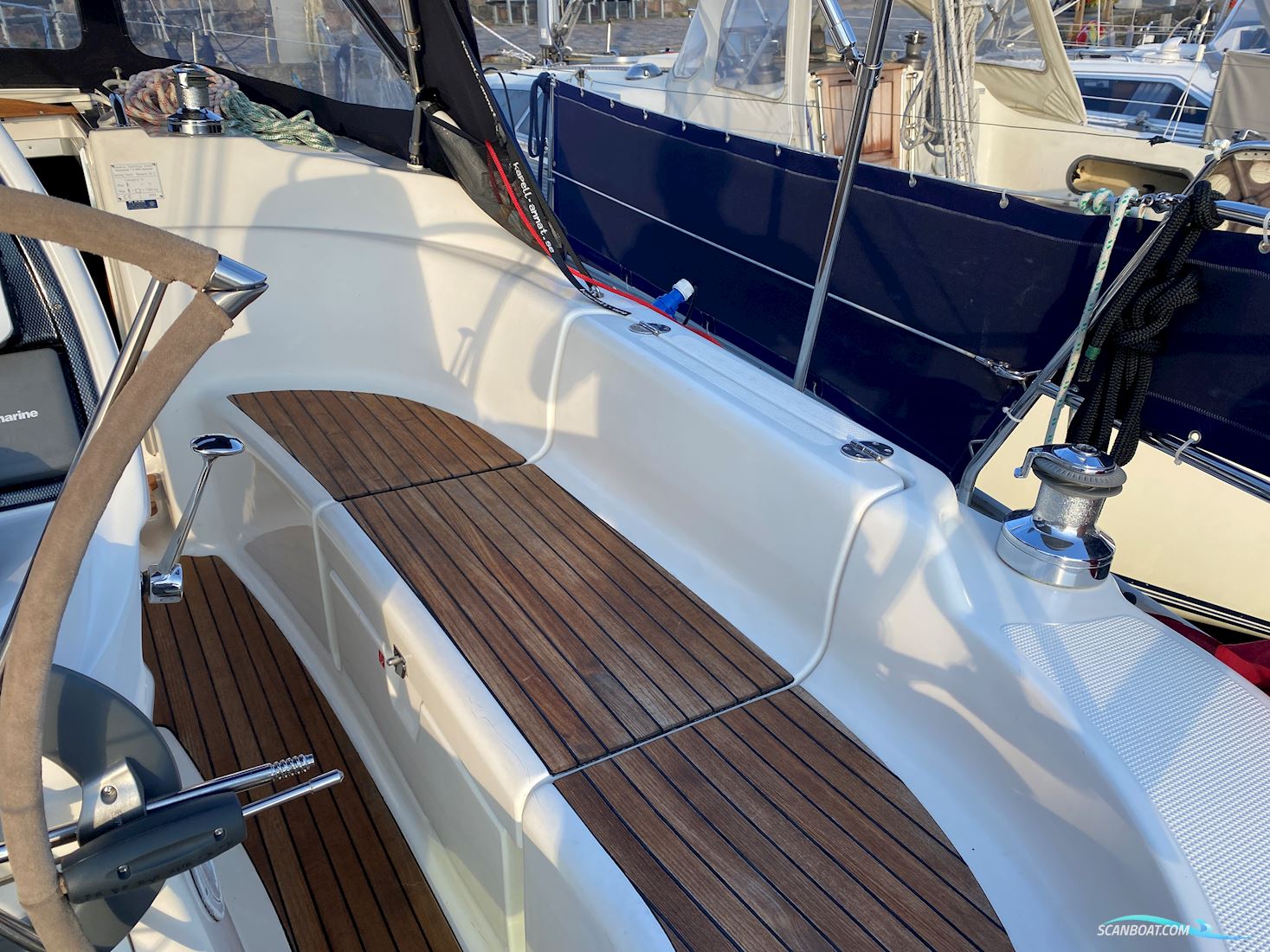 Bavaria 33 Cruiser