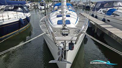 Bavaria 34-2 Sailingboat 2001, with Volvo Penta engine, The Netherlands