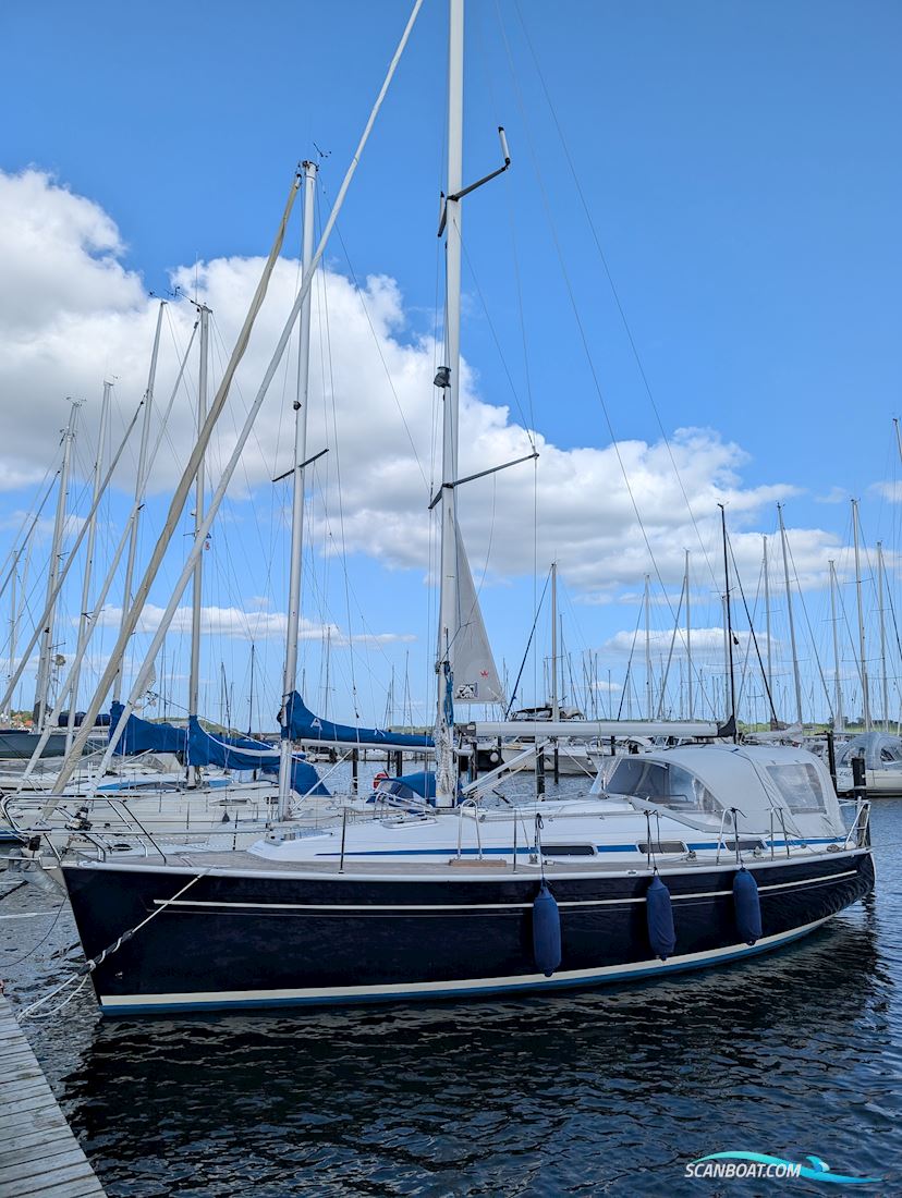 Bavaria 34 Cruiser Sailingboat 2001, with Volvo Penta MD2030 engine, Denmark