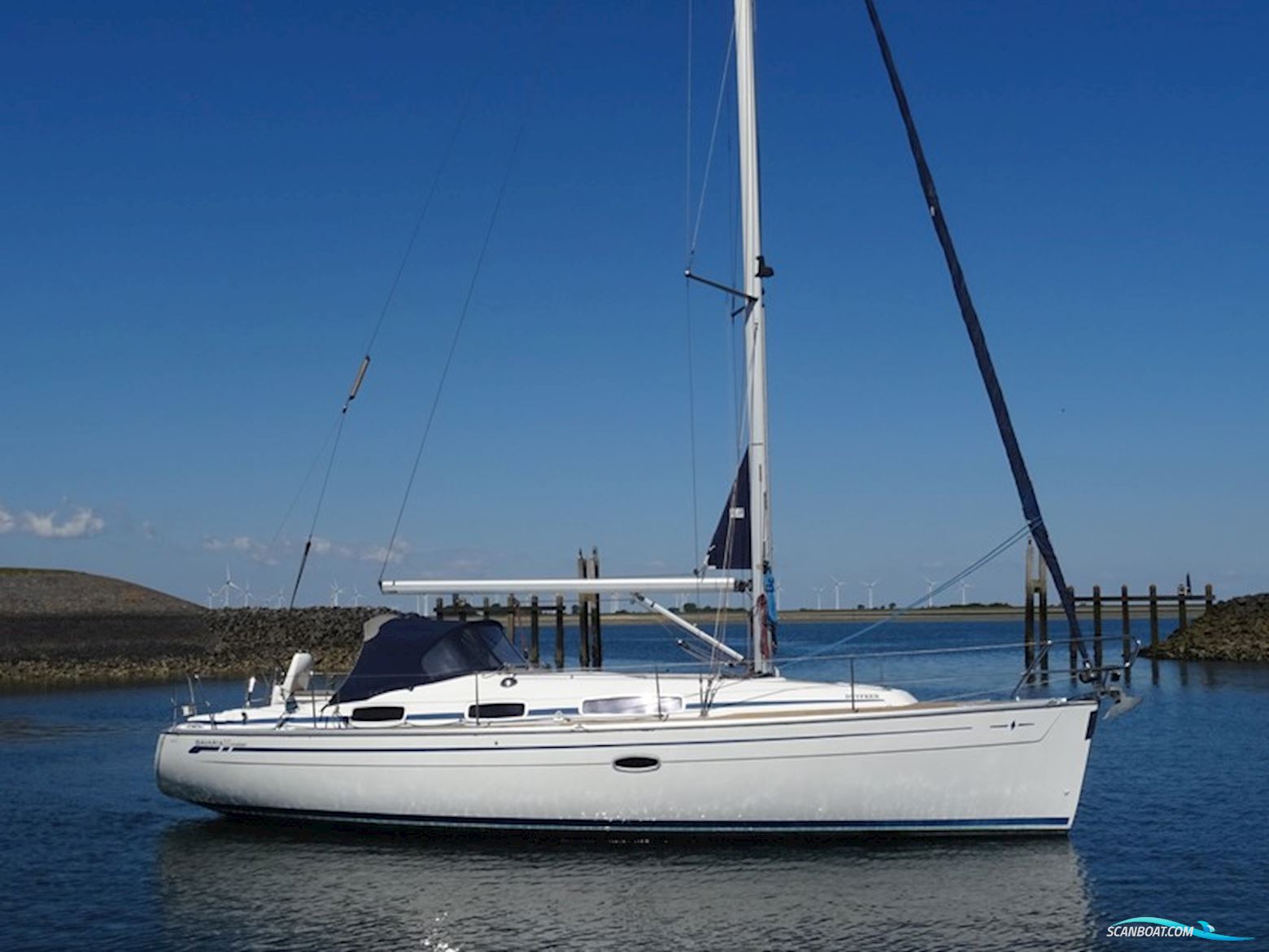 Bavaria 35 Cruiser Sailingboat 2009, with Volvo Penta D1-30F engine, The Netherlands