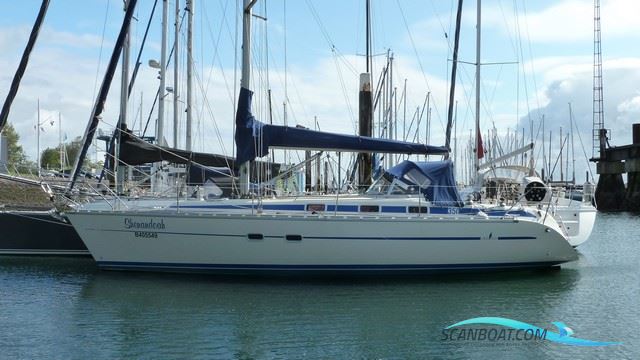 Bavaria 350 Lagoon
