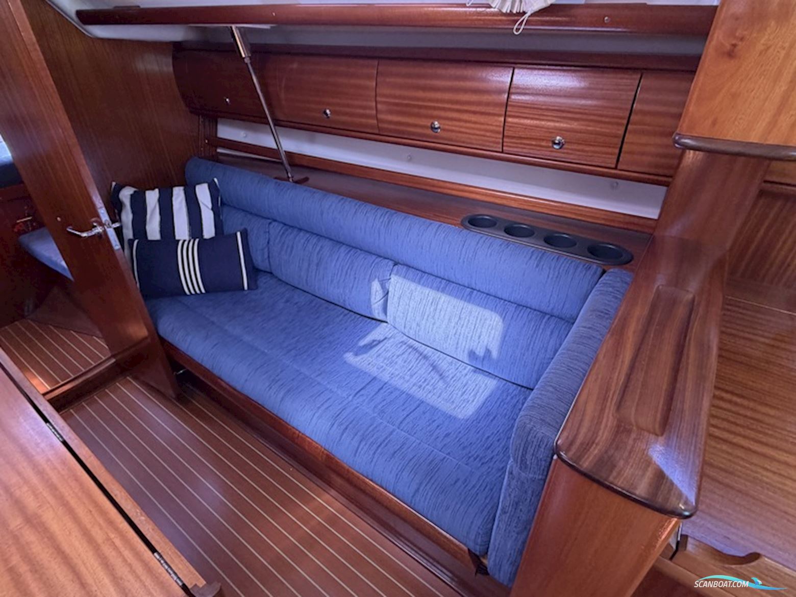 Bavaria 36-3