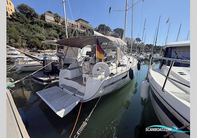 Bavaria 36 Cruiser Sailingboat 2011, with Volvo-Penta engine, Spain