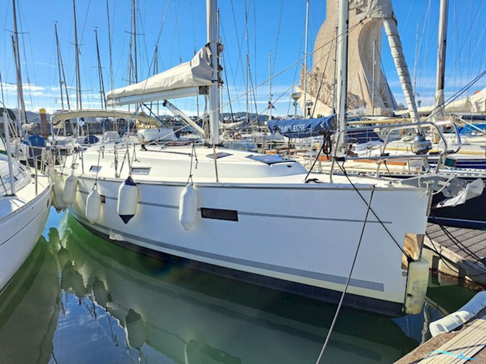 Bavaria 36 Sailingboat 2012, with Volvo Penta engine, Portugal
