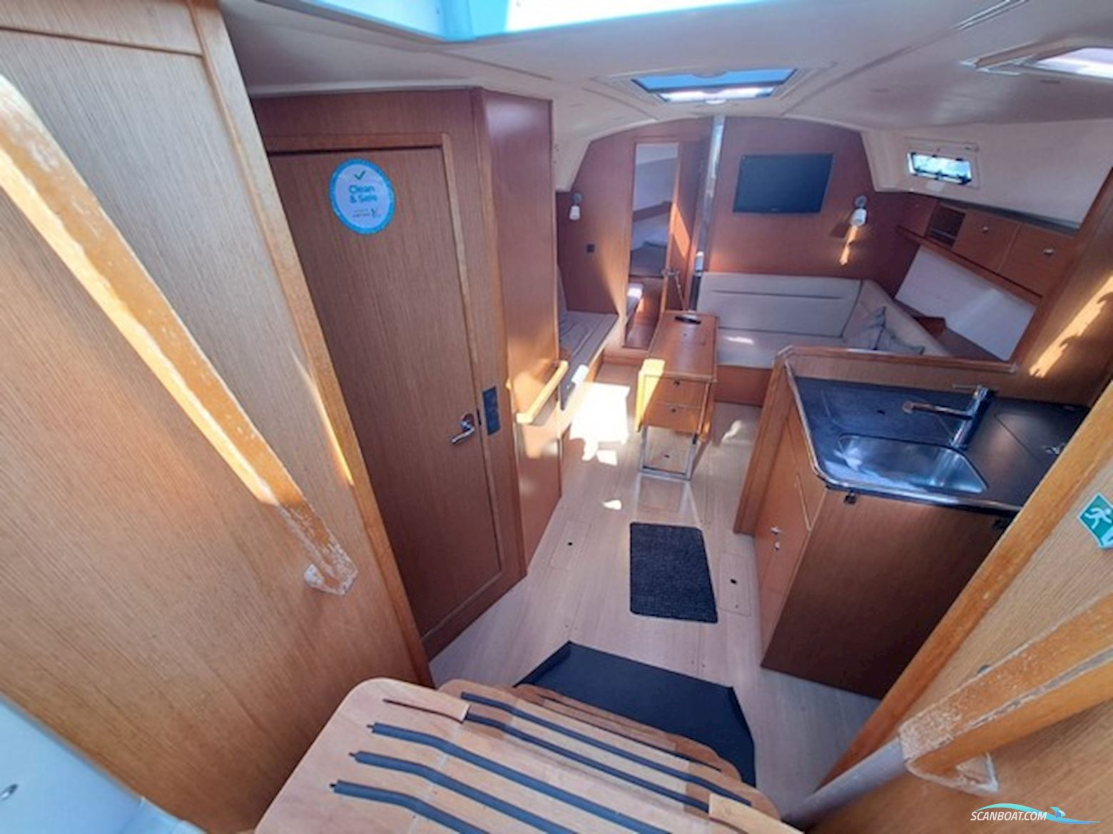 Bavaria 36