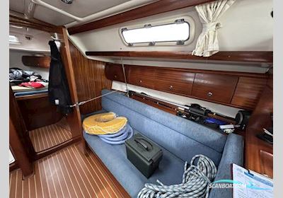 Bavaria 36 Sailingboat 2002, with VOLVO Penta MD2030 engine, United Kingdom