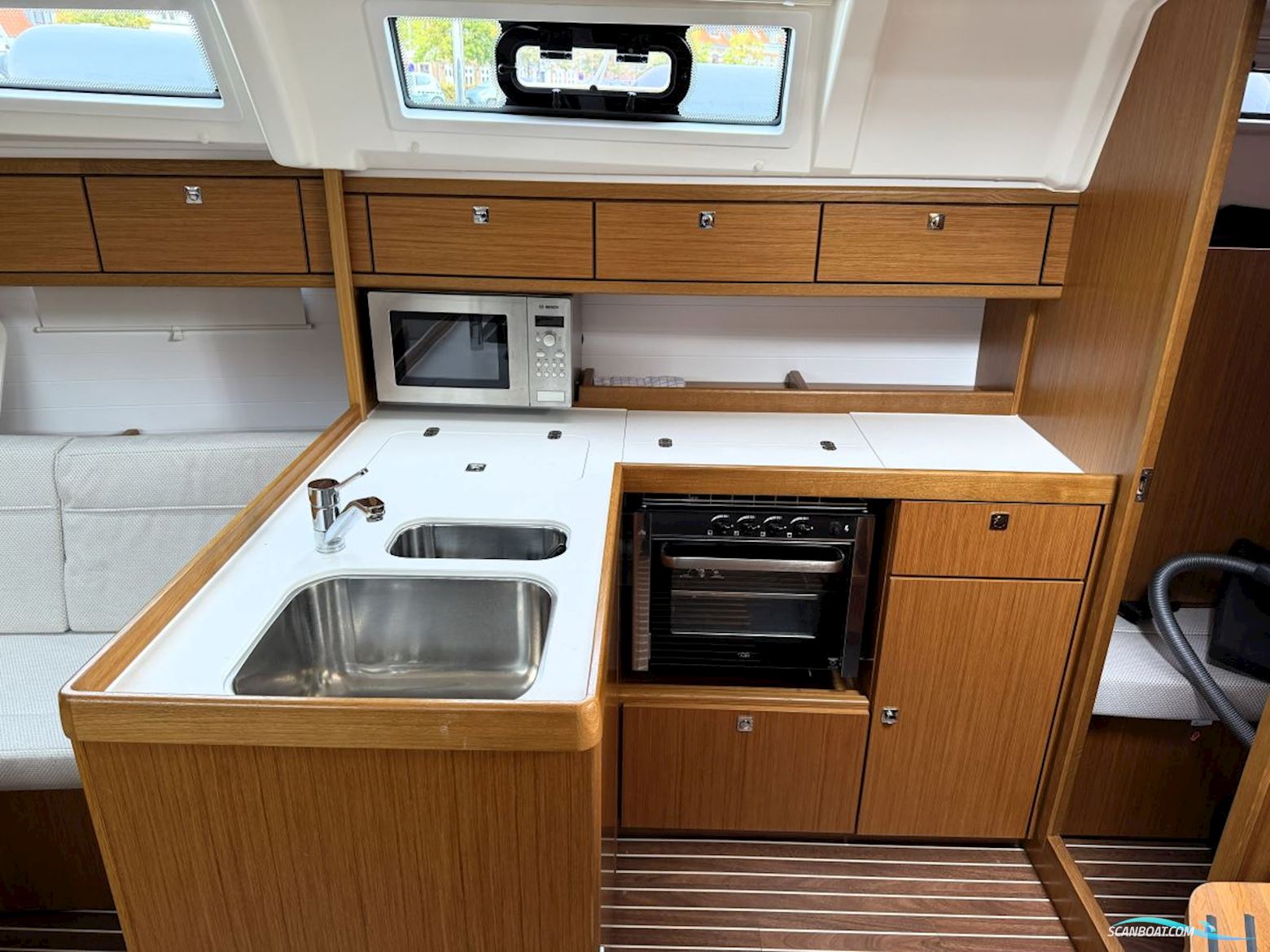 Bavaria 37 Cruiser 