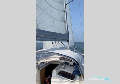 Bavaria 37 Cruiser Sailingboat 2006, with Volvo Penta D2-40 engine, Germany
