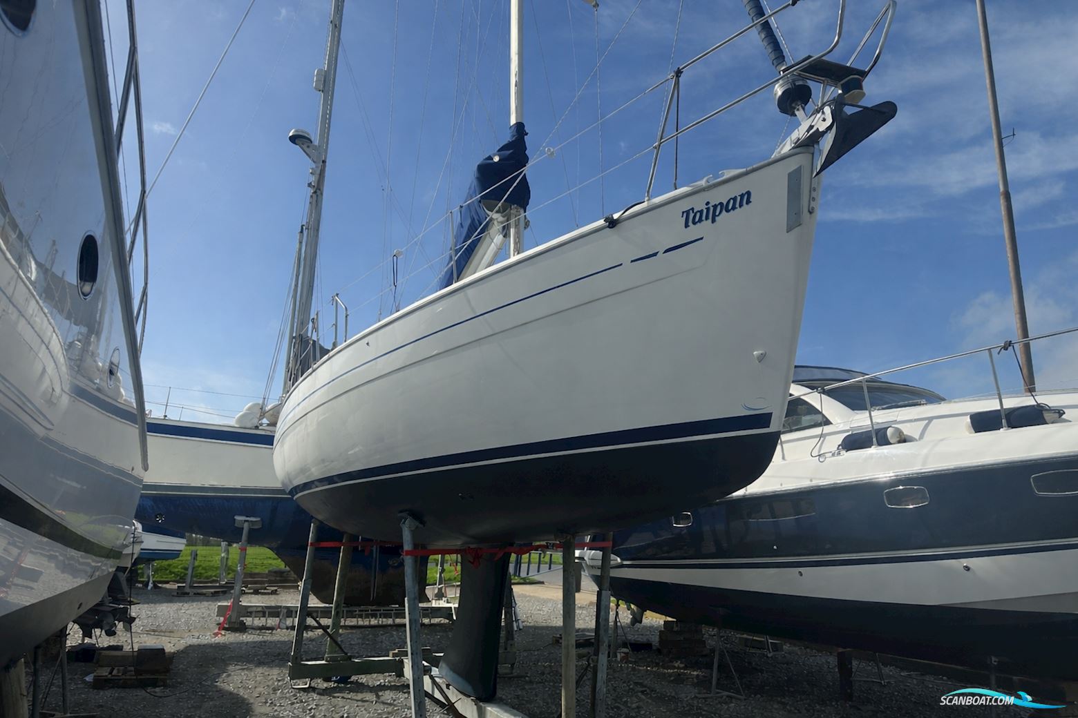 Bavaria 37 Cruiser Sailingboat 2007, with Volvo Penta engine, United Kingdom