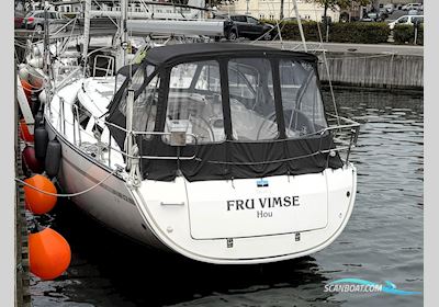 Bavaria 37 Cruiser Sailingboat 2018, with Volvo Penta engine, Denmark