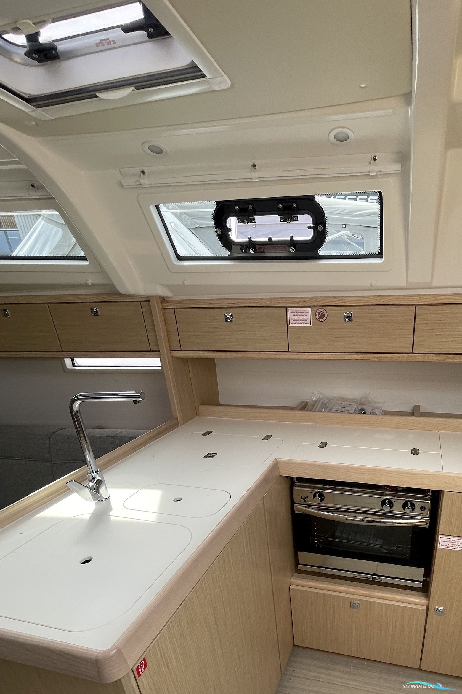 Bavaria 37 Cruiser Style