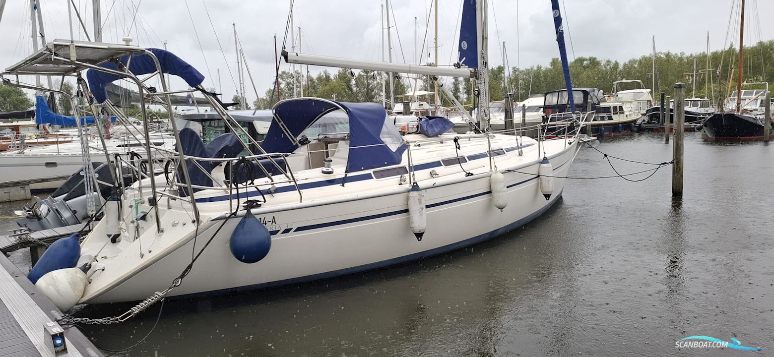 Bavaria 37