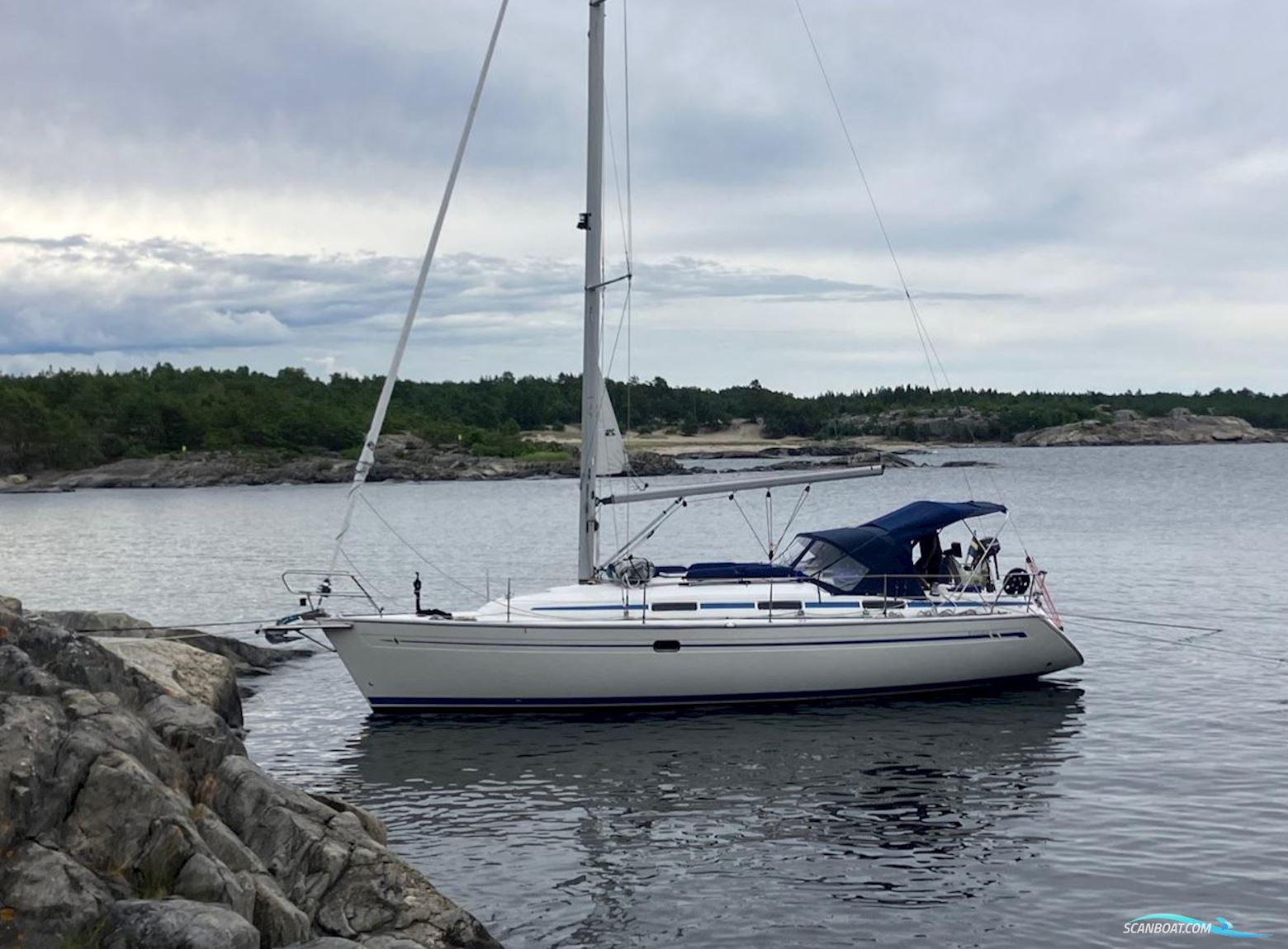 Bavaria 37