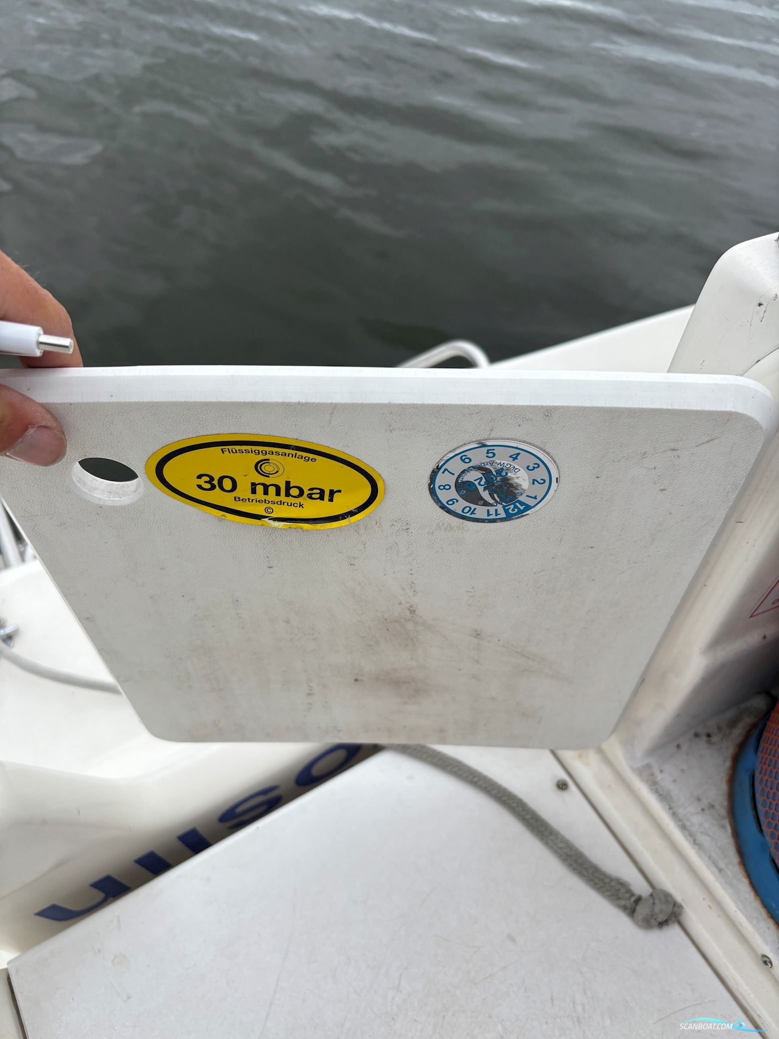 Bavaria 37