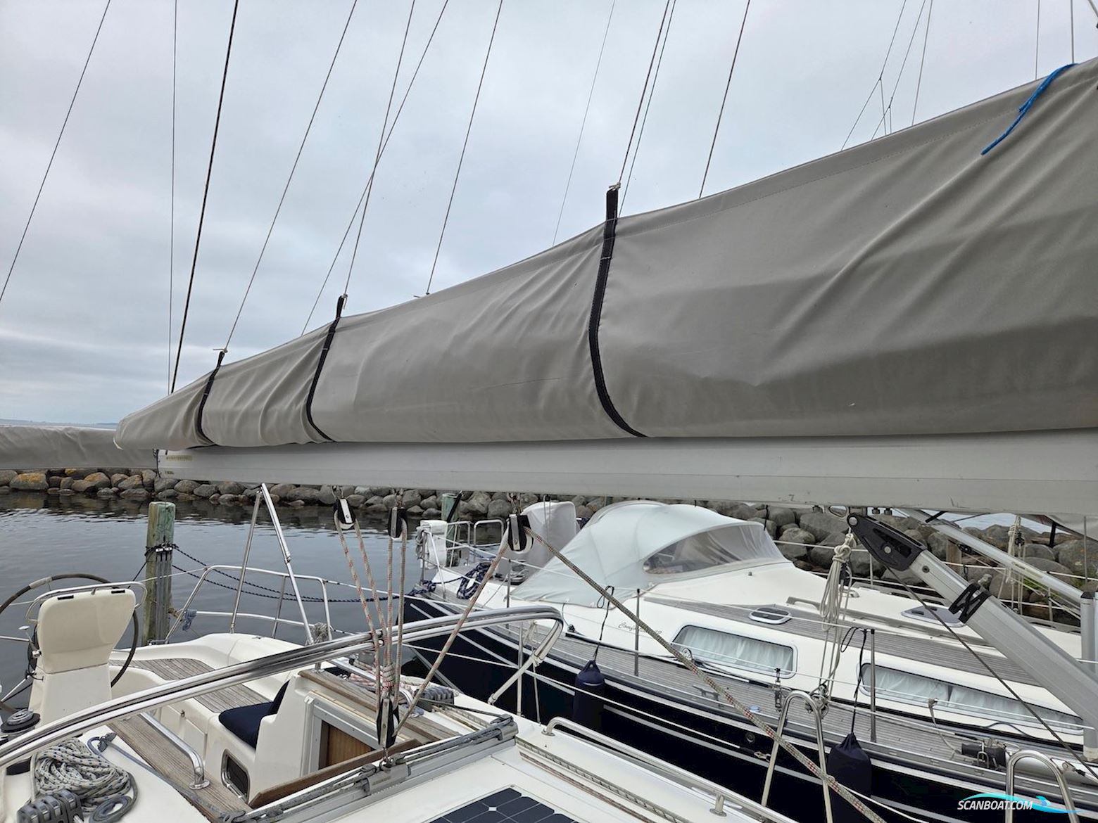 Bavaria 37.3
