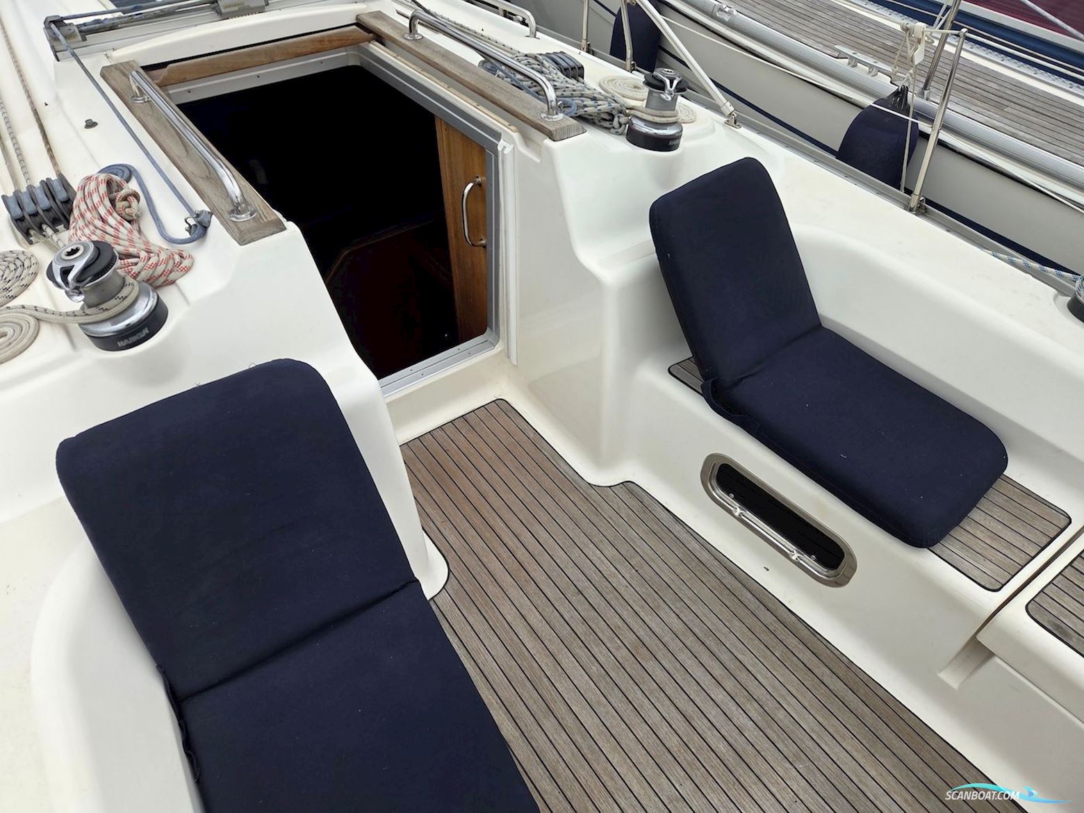 Bavaria 37.3