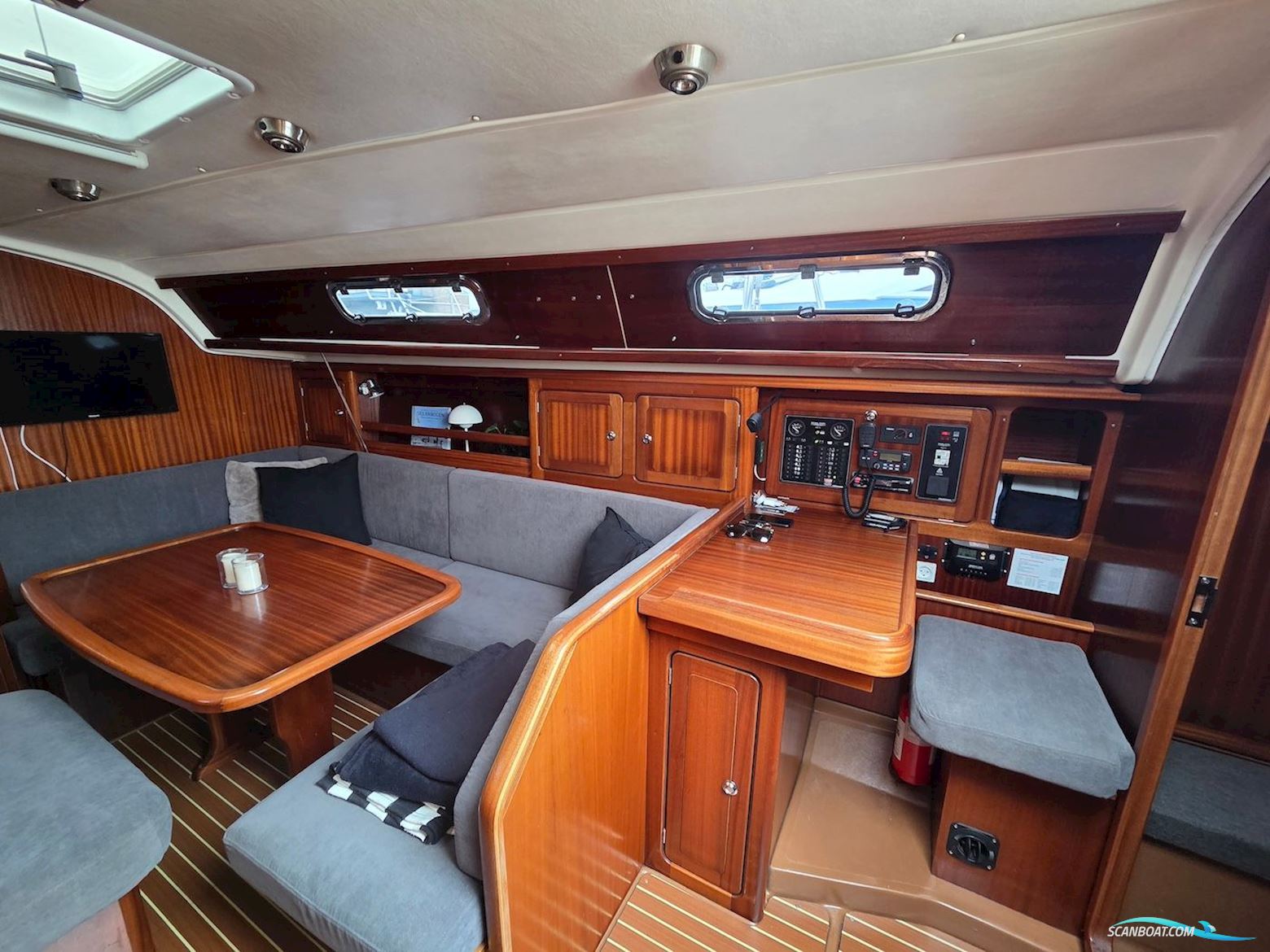 Bavaria 37.3