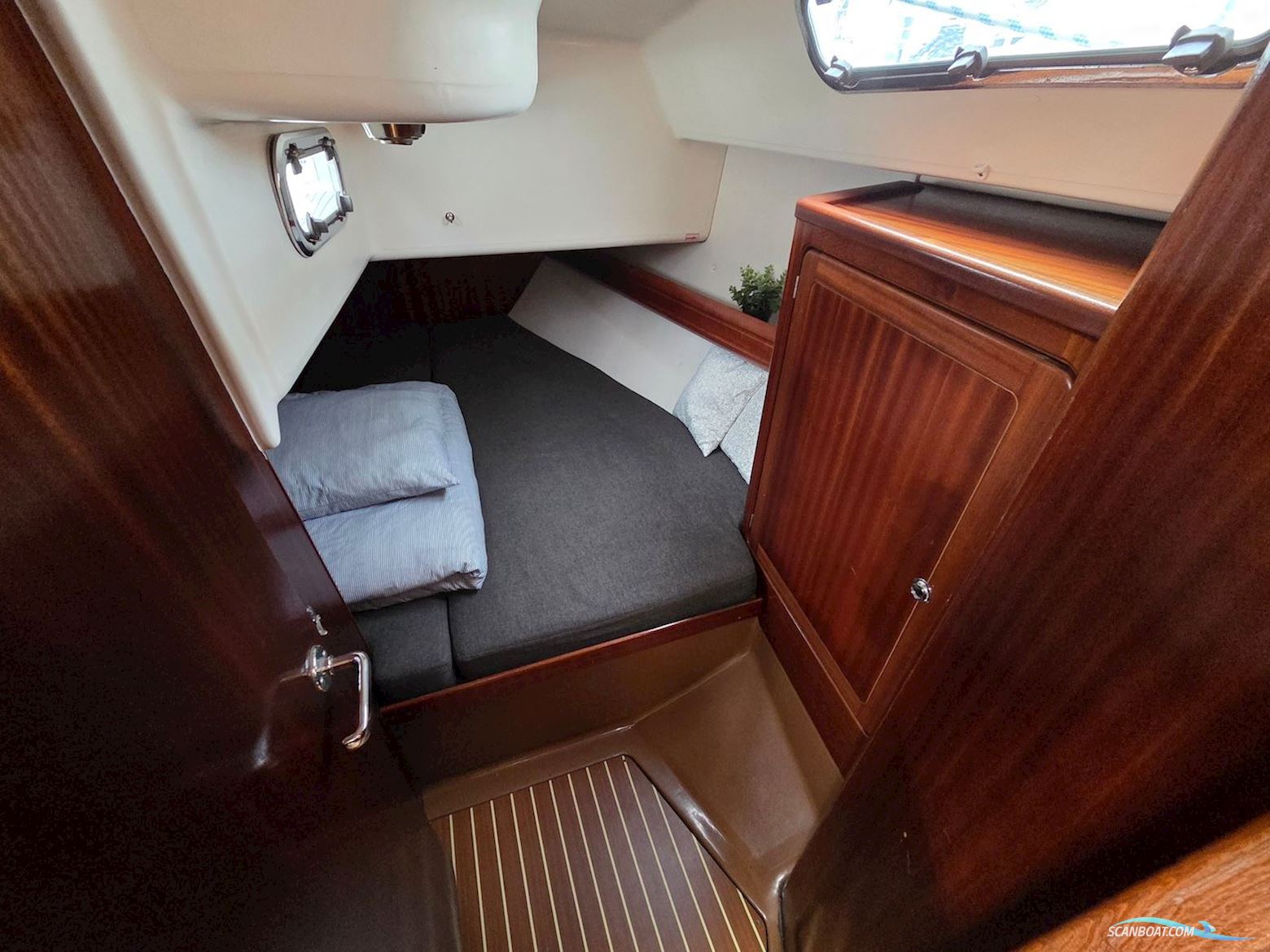 Bavaria 37.3