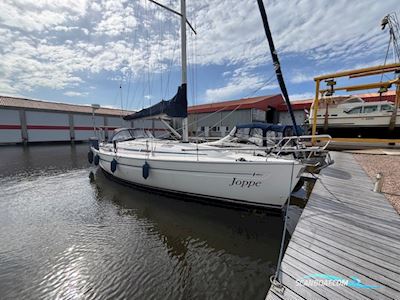 Bavaria 38-2 Sailingboat 2004, with Volvo Penta engine, The Netherlands