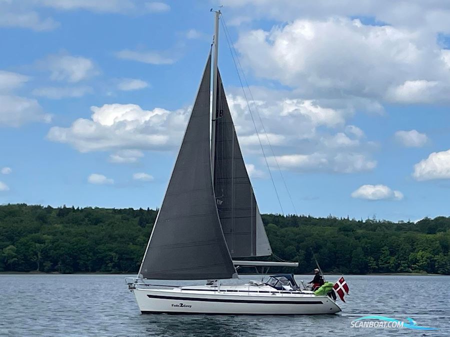 Bavaria 38-3 Sailingboat 2004, with Volvo Penta D2 - 55 engine, Denmark